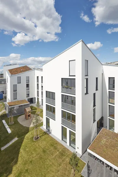 Wunderschöne 4-Zimmer-Maisonettewohnung in Adlershof — photo 1